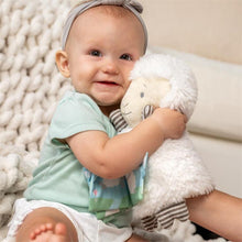 Jesus Loves Me Lamb Puppet Book