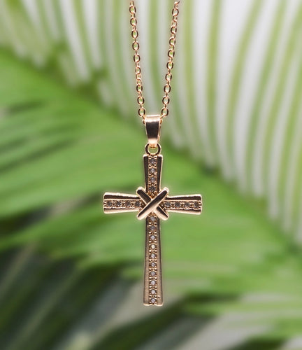 Gold Criss-Cross Necklace - Eden Merry Necklace