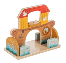 Noah's Ark Wood Toy Set (8 pc. set)